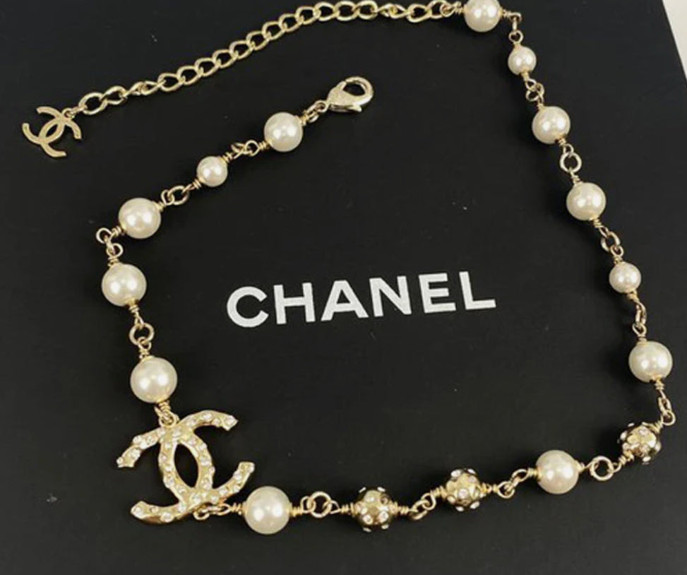 CC 18k white Gold Necklace