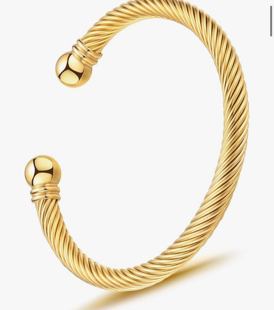 Twisted Cable Cuff bracelet