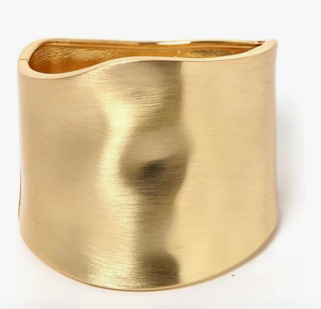 Sculpted wave Cuff