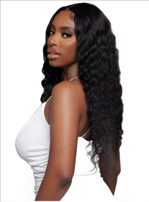 Our Virgin Brazilian Deep Wave hair has more of a defined 3a-3b curl pattern when compared to our Brazilian Curly hair that has more of a tightly spiral, 3c-4a curl pattern. Our Deep Wave hair is the perfect option for someone looking for a style with a beautiful bounce and lots of volume.